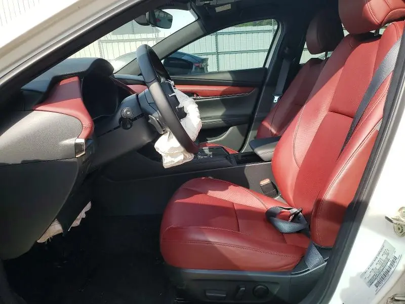 2021 MAZDA 3 PREMIUM  