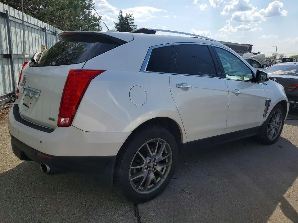 2015 CADILLAC SRX PERFORMANCE COLLECTION  
