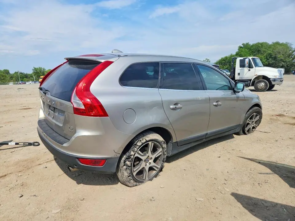2012 VOLVO XC60 T6  