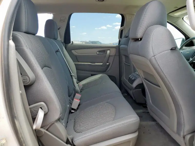 2017 CHEVROLET TRAVERSE LS  