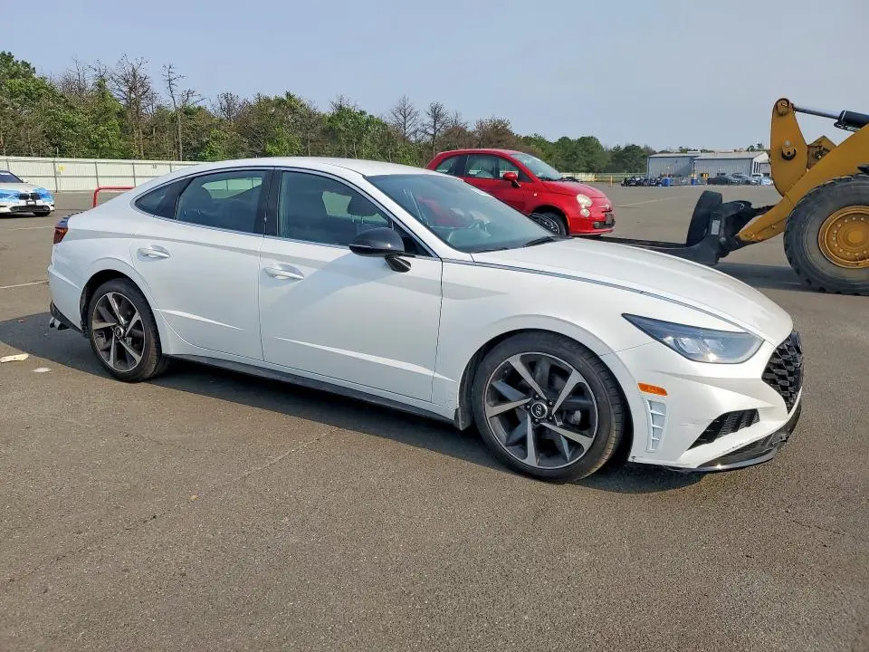 2021 HYUNDAI SONATA SEL PLUS  