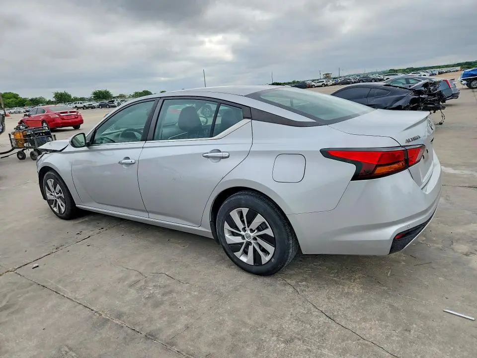 2023 NISSAN ALTIMA S  