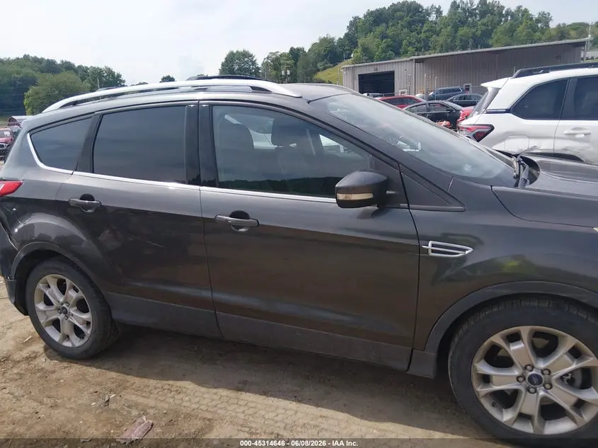 2016 FORD ESCAPE TITANIUM