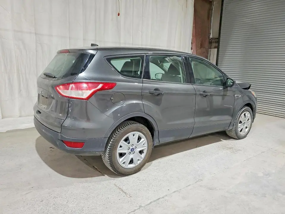 2016 FORD ESCAPE S  
