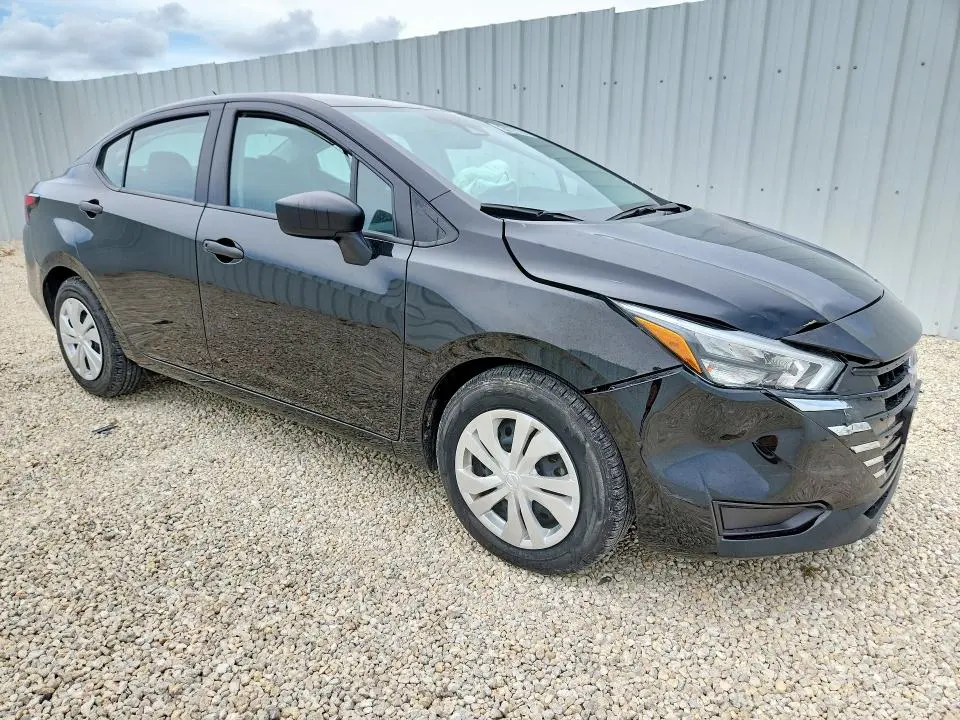 2025 NISSAN VERSA S  