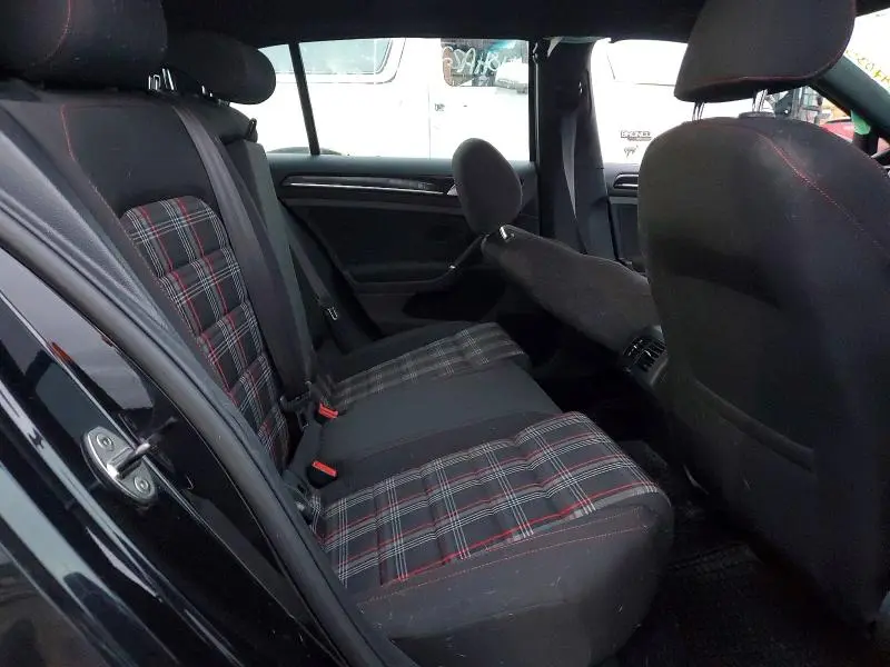 2017 VOLKSWAGEN GTI S/SE  