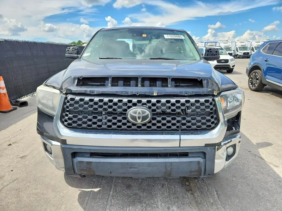 2021 TOYOTA TUNDRA SR5  