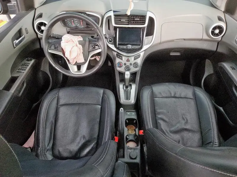 2020 CHEVROLET SONIC PREMIER  