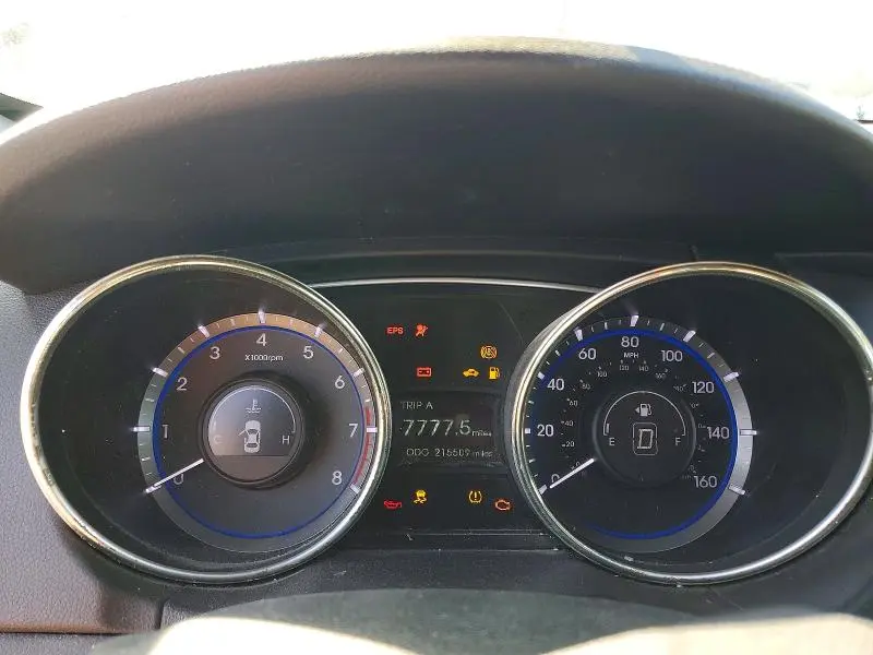 2011 HYUNDAI SONATA SE  