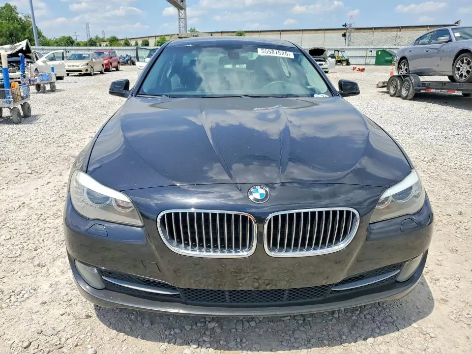 2011 BMW 528 I  