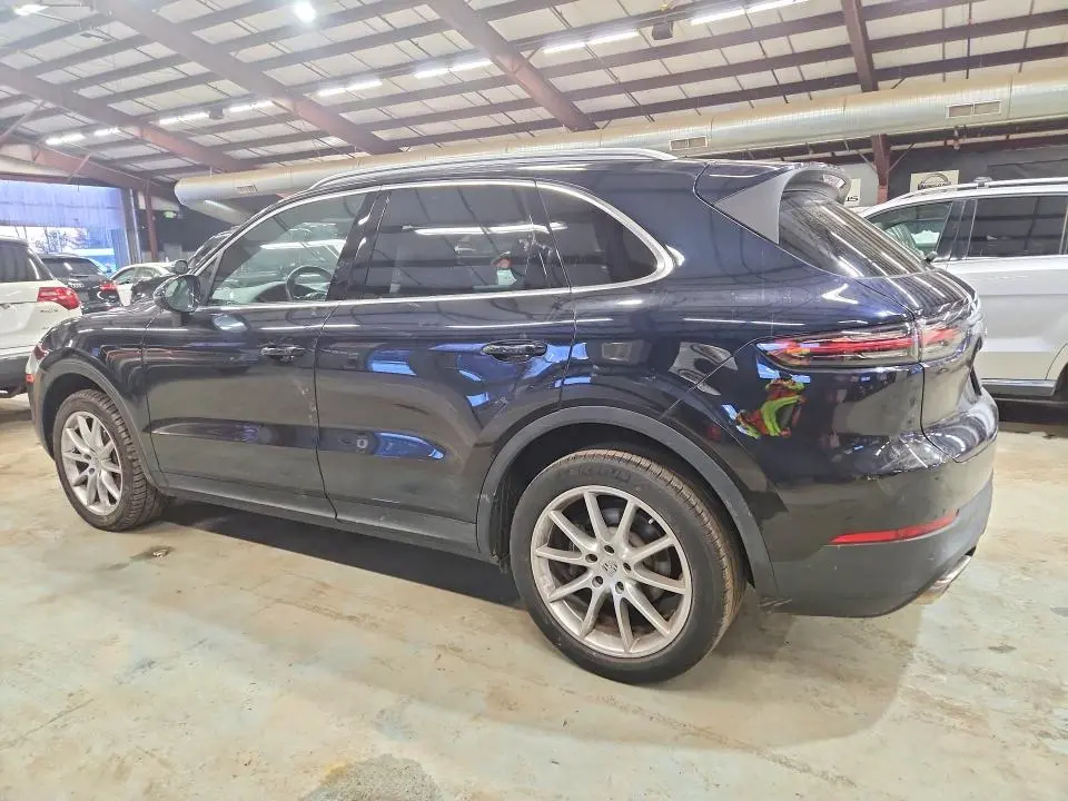 2019 PORSCHE CAYENNE   