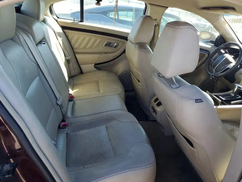 2011 FORD TAURUS LIMITED  