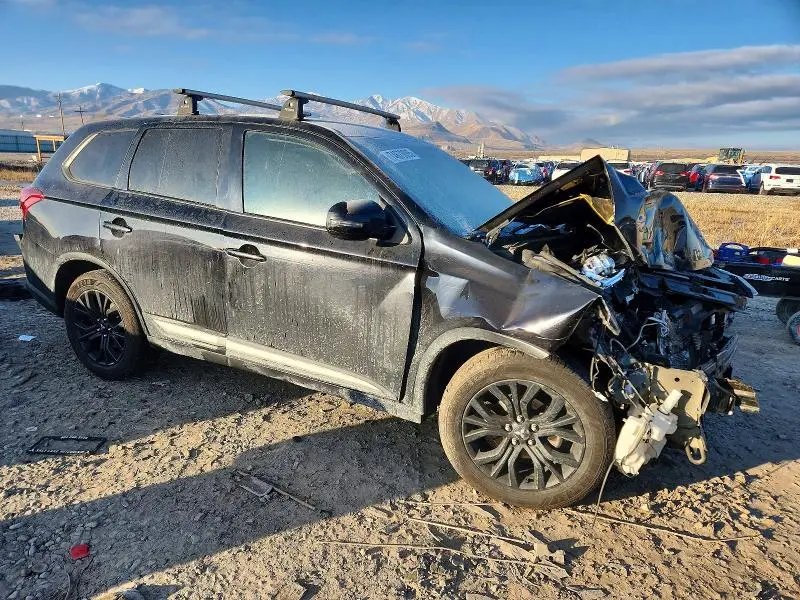 2019 MITSUBISHI OUTLANDER SE  