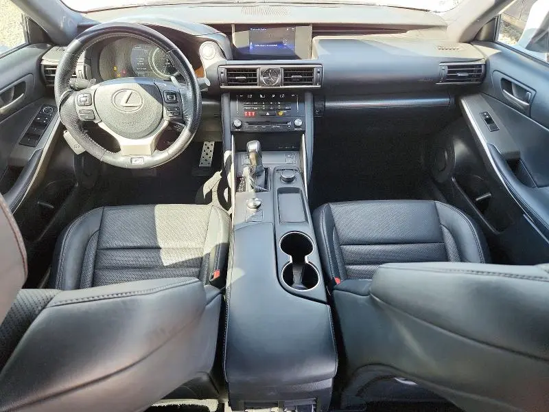 2017 LEXUS IS 300  