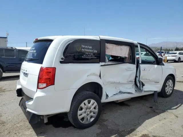 2017 DODGE GRAND CARAVAN SE  