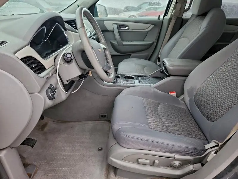 2013 CHEVROLET TRAVERSE LT  