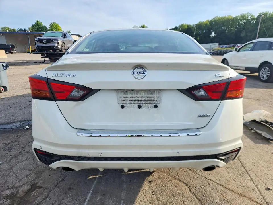 2020 NISSAN ALTIMA SL  