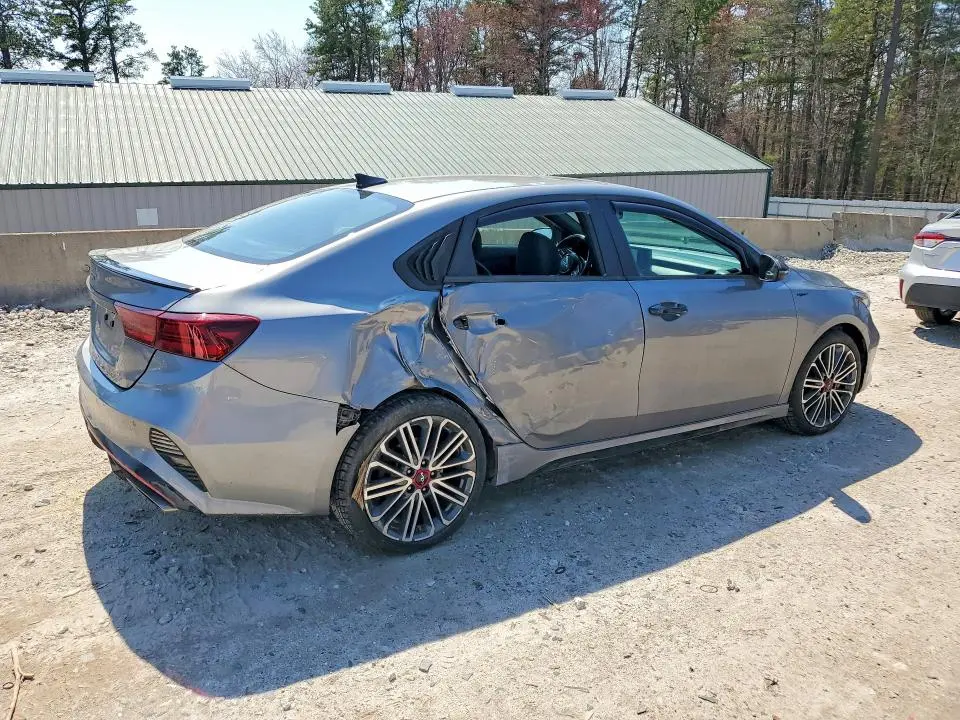 2022 KIA FORTE GT  