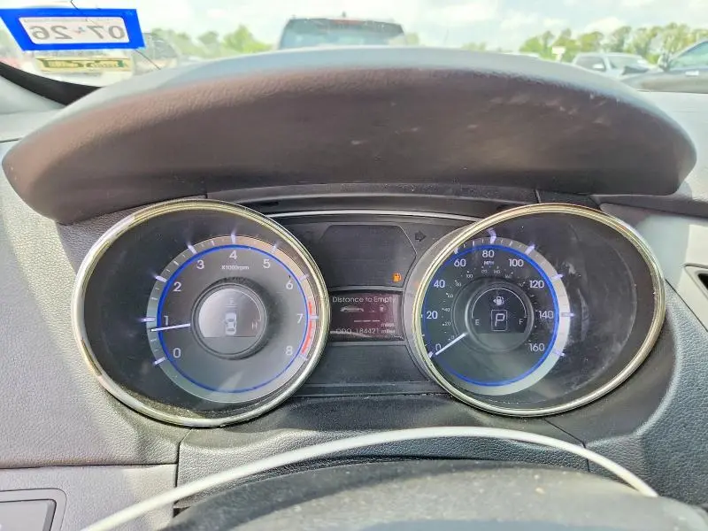 2012 HYUNDAI SONATA GLS  