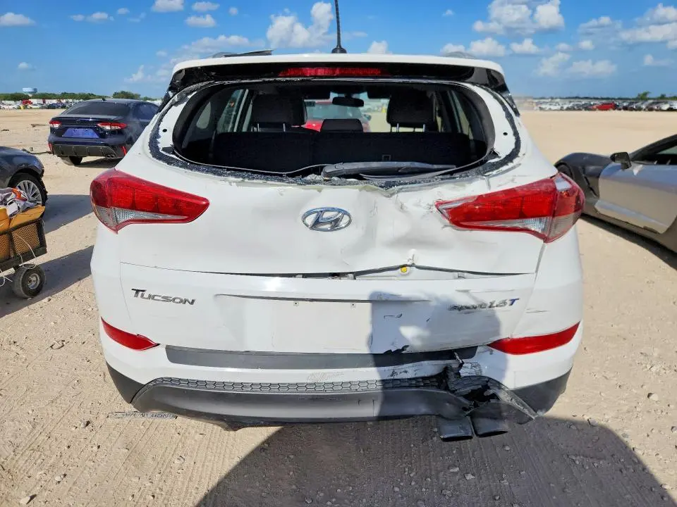 2016 HYUNDAI TUCSON SPORT  