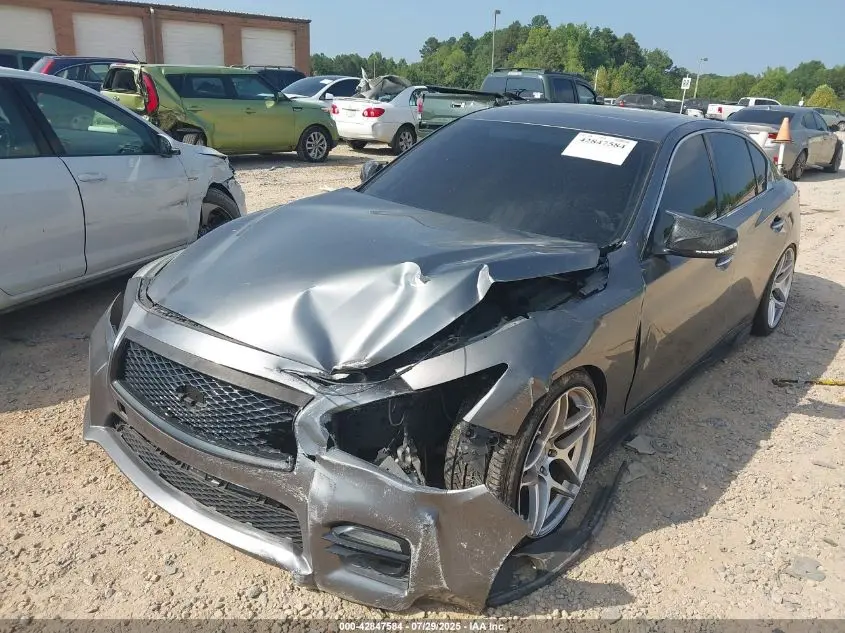 2015 INFINITI Q50 SPORT