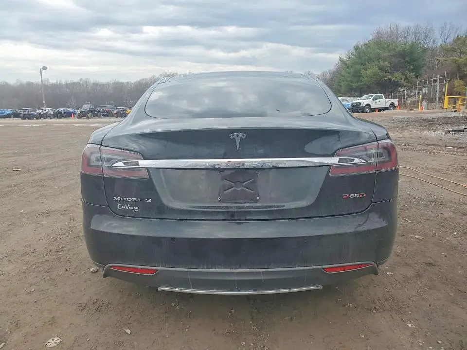 2015 TESLA MODEL S   