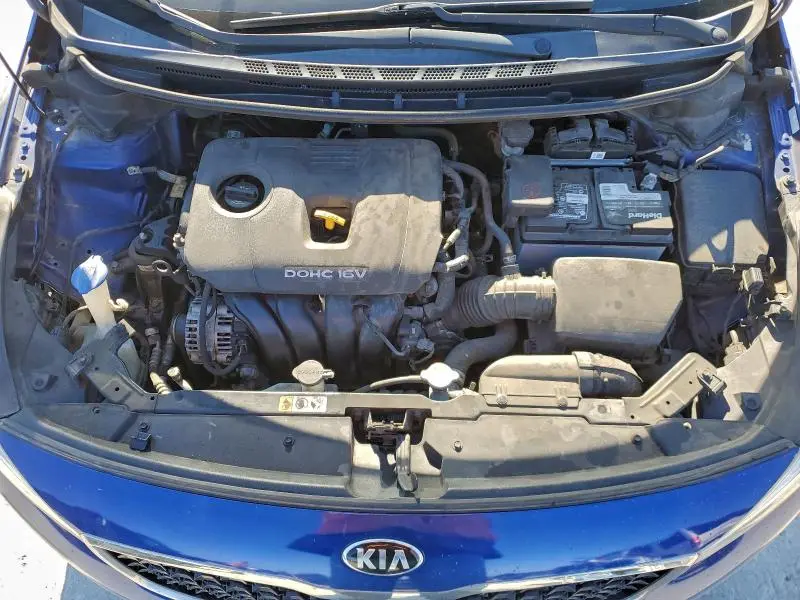 2017 KIA FORTE LX  