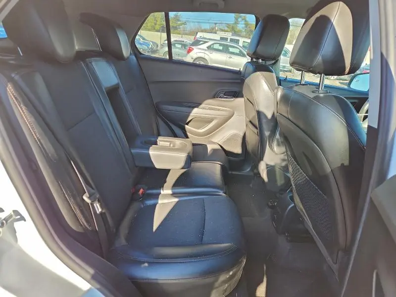 2017 CHEVROLET TRAX 1LT  