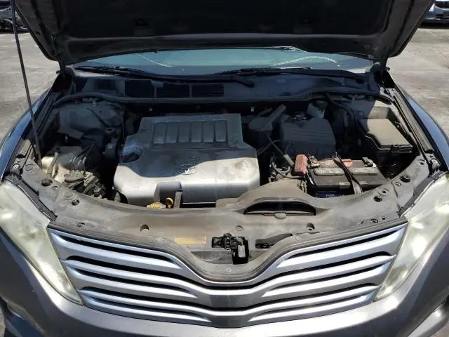 2012 TOYOTA VENZA LE  