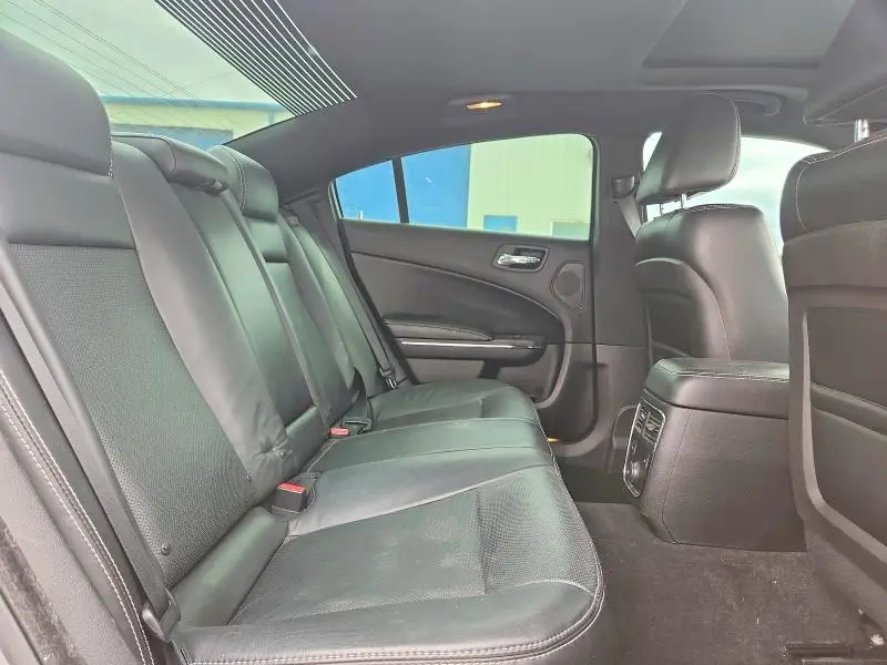 2013 DODGE CHARGER SXT  