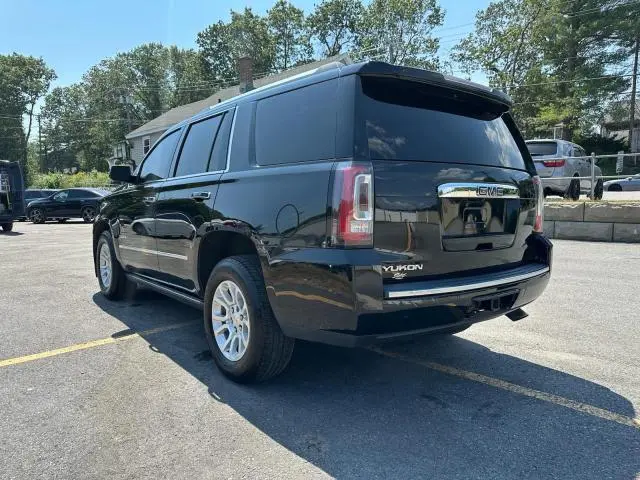 2019 GMC YUKON DENALI  