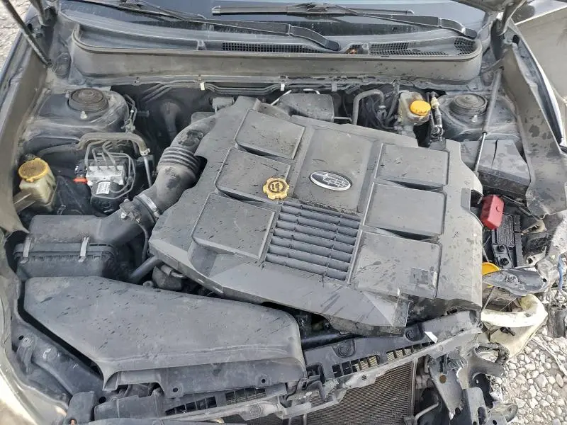 2013 SUBARU LEGACY 3.6R LIMITED  