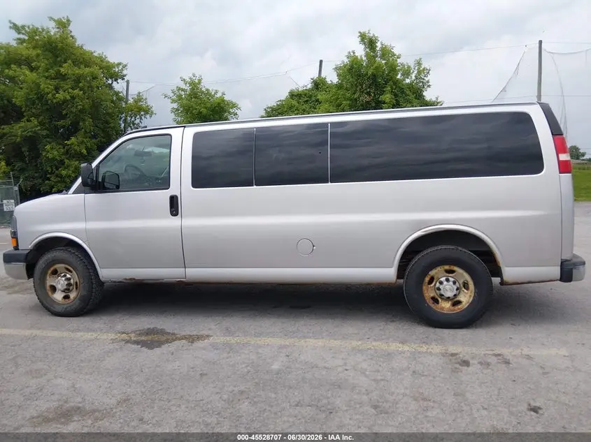 2016 CHEVROLET EXPRESS 3500 LS