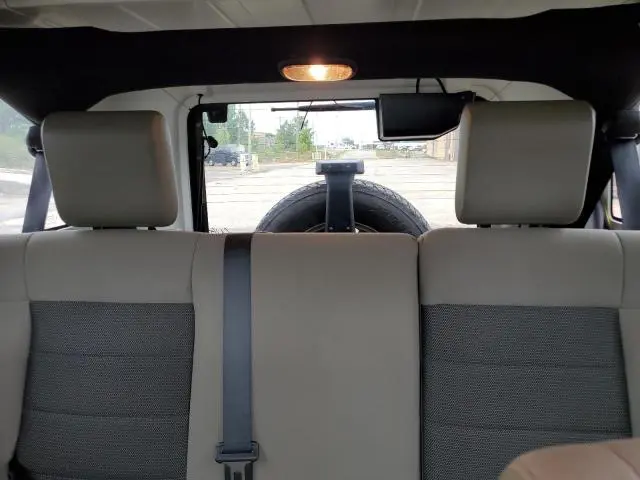 2010 JEEP WRANGLER UNLIMITED SAHARA  