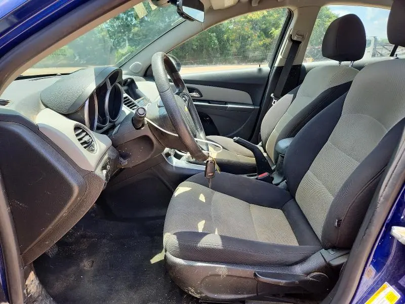 2013 CHEVROLET CRUZE LS  