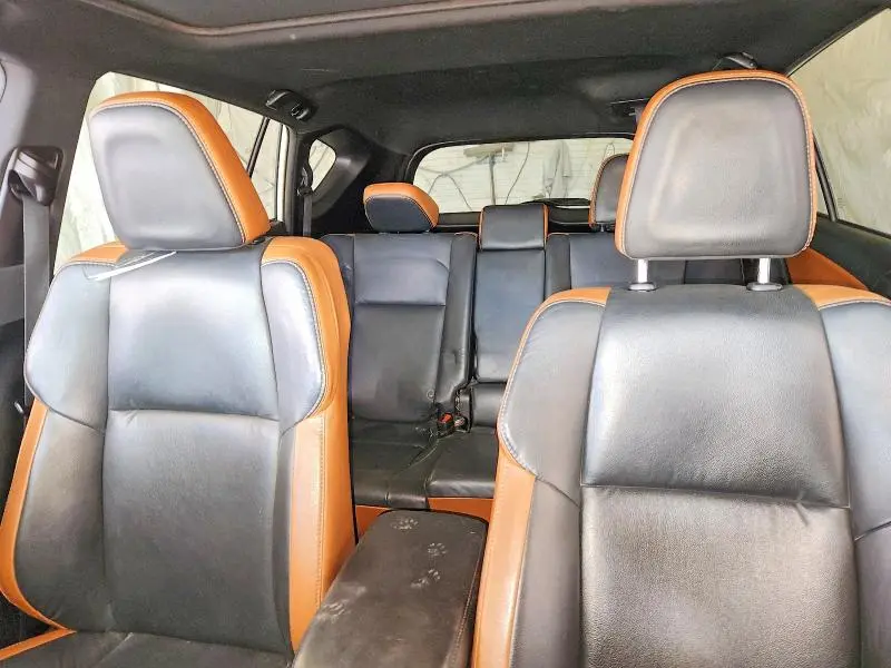 2016 TOYOTA RAV4 SE  