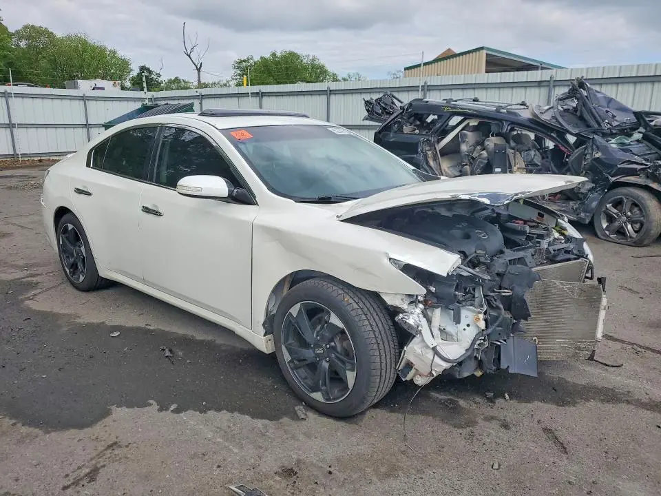 2014 NISSAN MAXIMA 3.5 S  