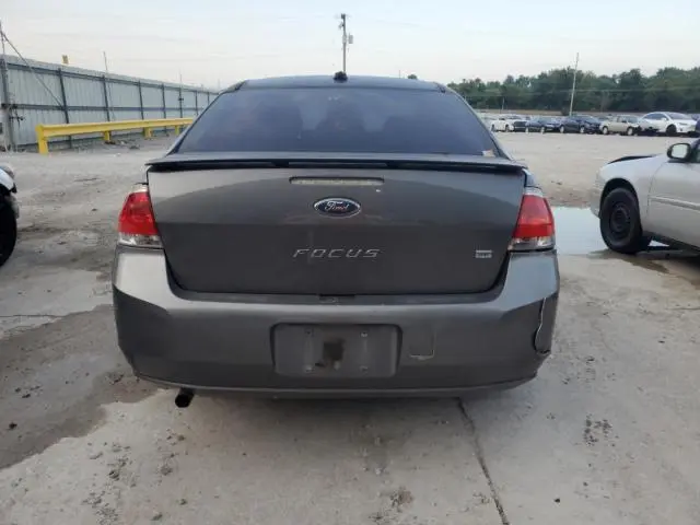 2010 FORD FOCUS SE  