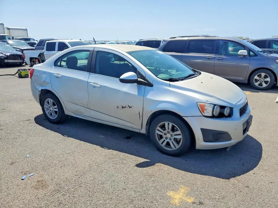 2014 CHEVROLET SONIC LT  
