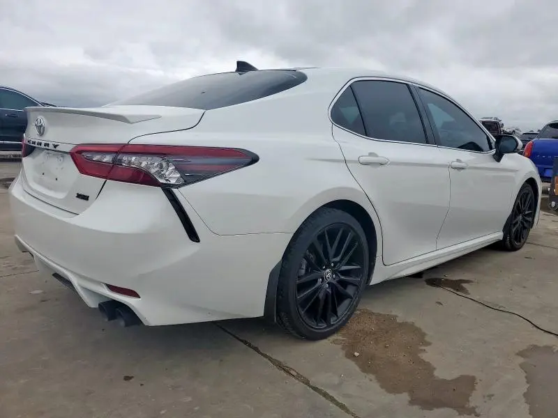 2021 TOYOTA CAMRY XSE  