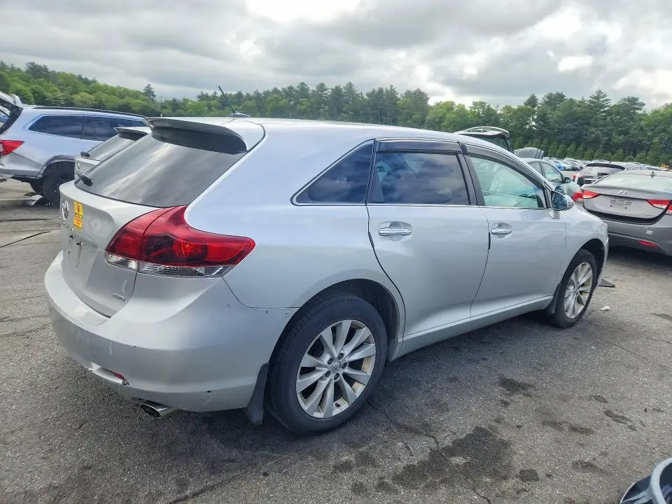 2013 TOYOTA VENZA XLE  