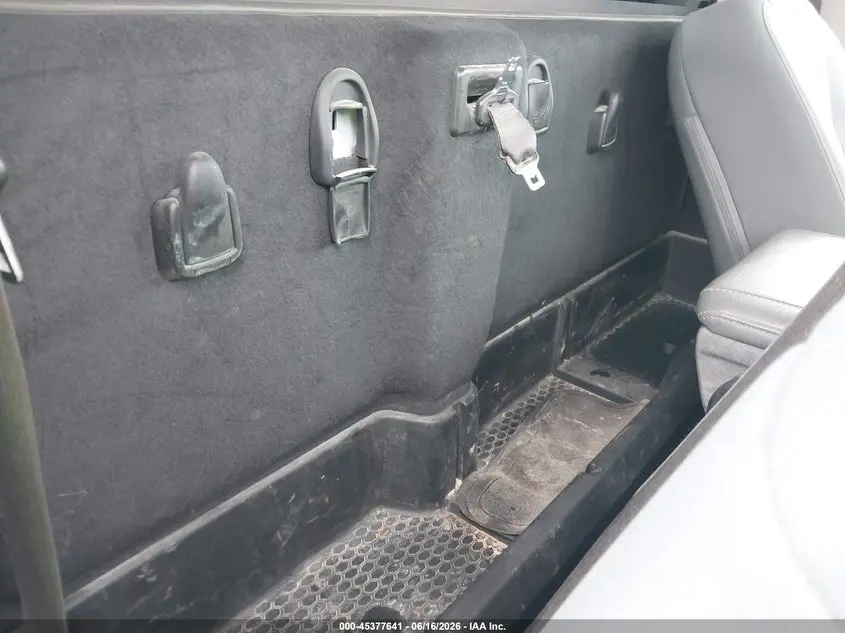 2019 RAM 1500 CLASSIC TRADESMAN  4X4 8' BOX