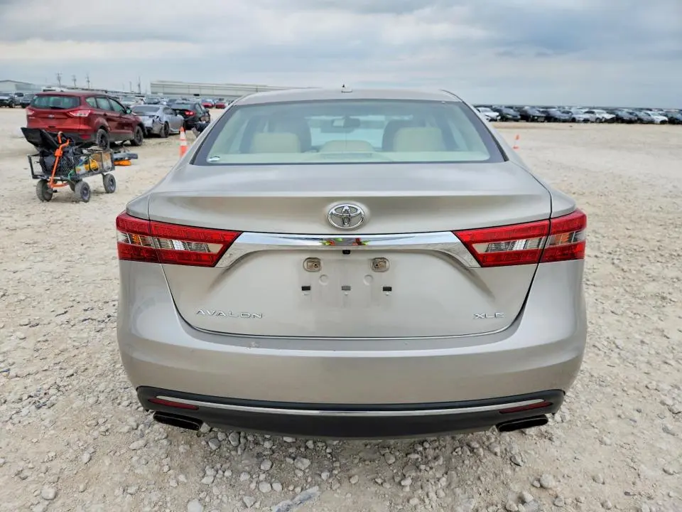 2016 TOYOTA AVALON XLE PREMIUM  