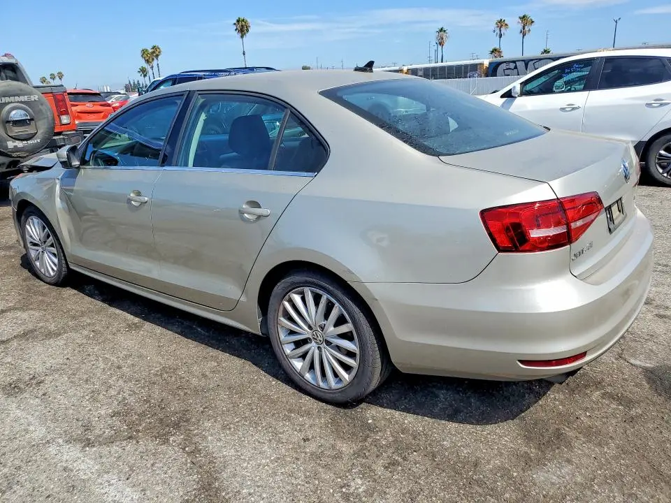 2015 VOLKSWAGEN JETTA SE  