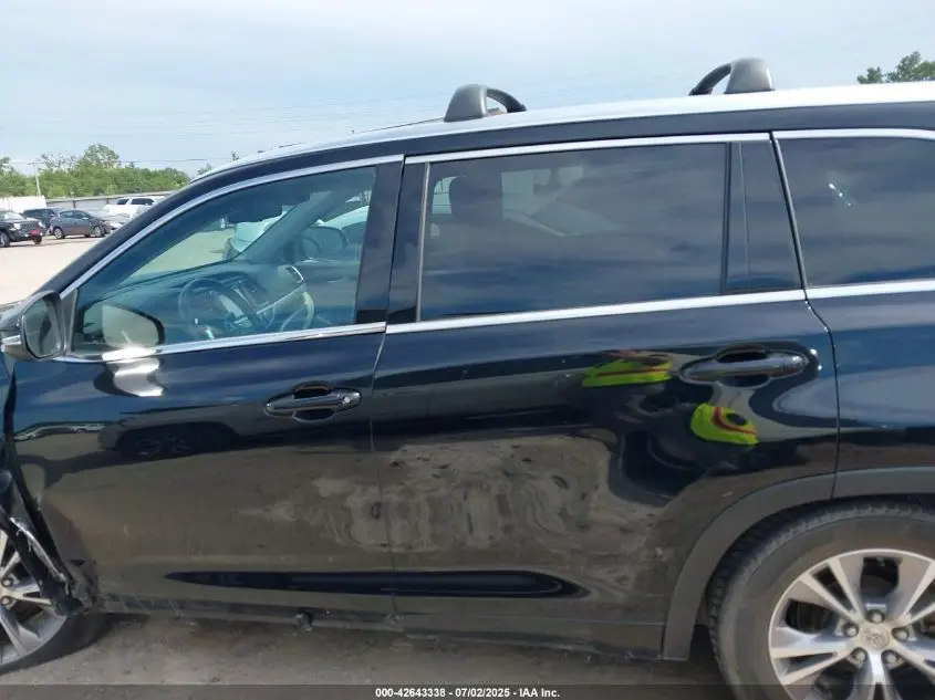 2015 TOYOTA HIGHLANDER XLE V6