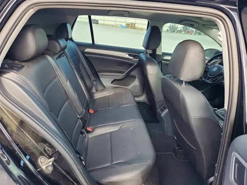 2017 VOLKSWAGEN GOLF S  