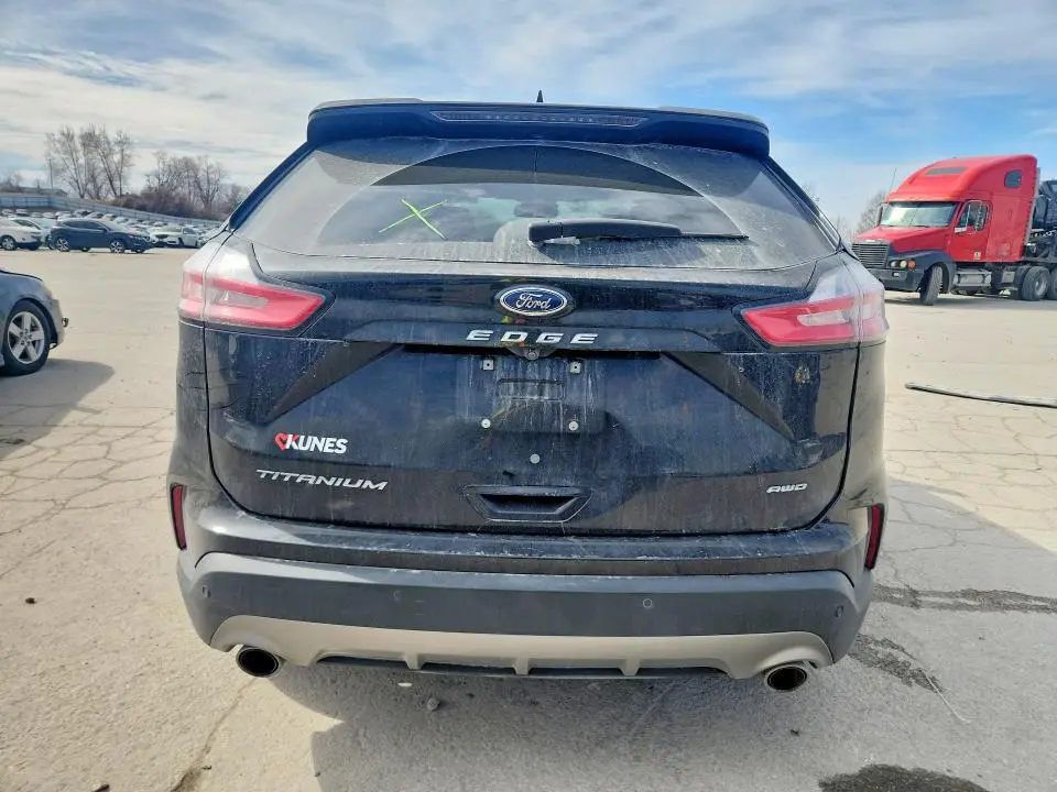 2022 FORD EDGE TITANIUM  