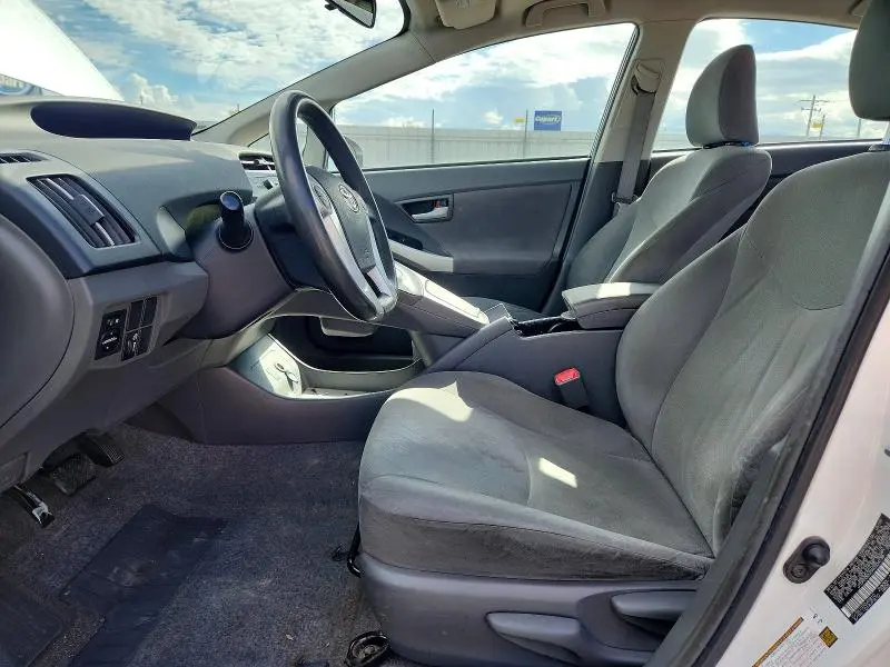 2010 TOYOTA PRIUS II  
