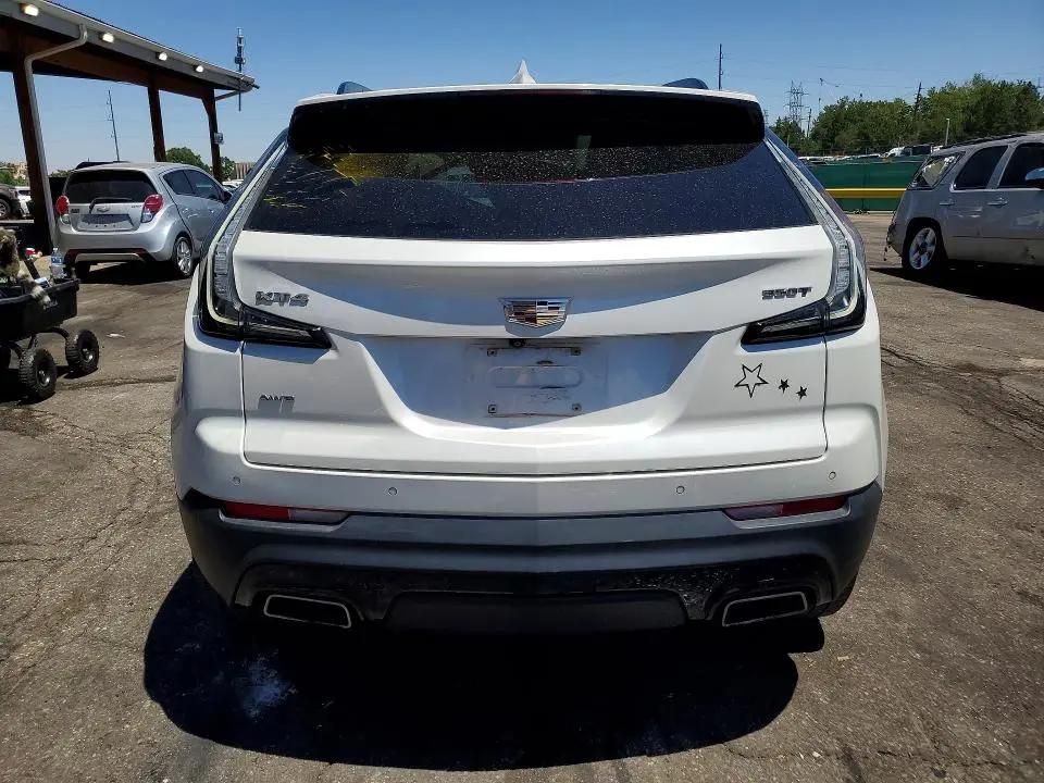 2021 CADILLAC XT4 SPORT  