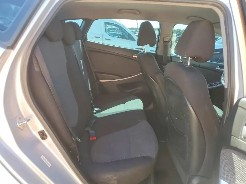 2014 HYUNDAI ACCENT GLS   